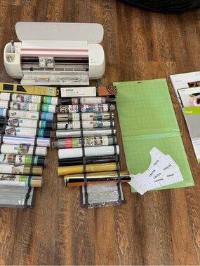 Cricut Maker Bundle- Your All-in-One Crafting Starter Kit